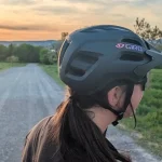 Mejores cascos MTB para mujer en calidad precio [2025]