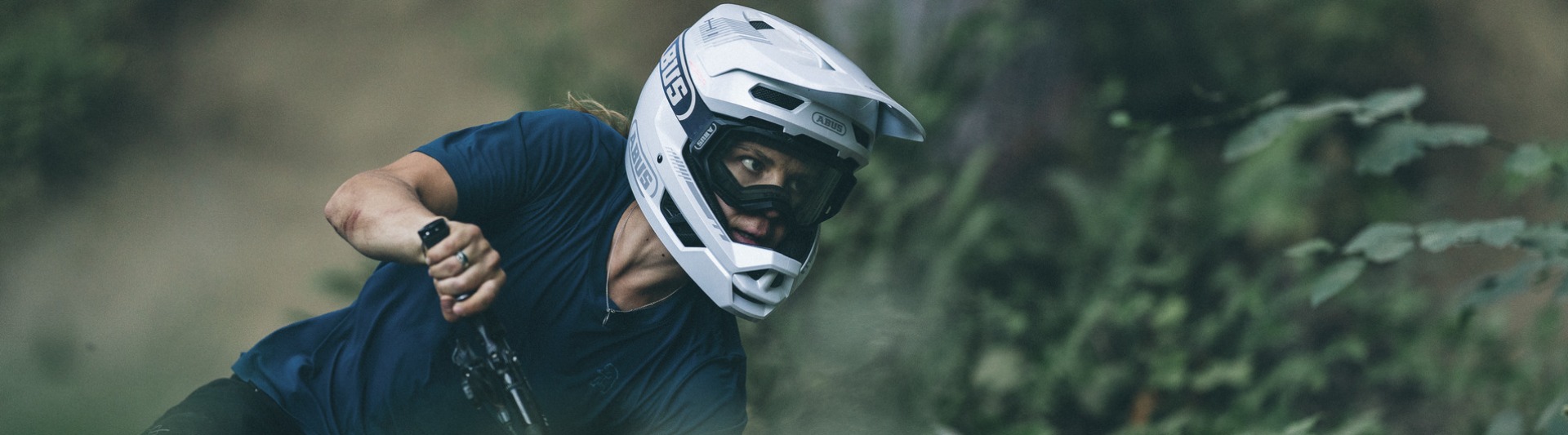 casco-integral-bicicleta-147hdd-1.jpg Cómo elegir un casco de MTB según la modalidad? - Imagen 1