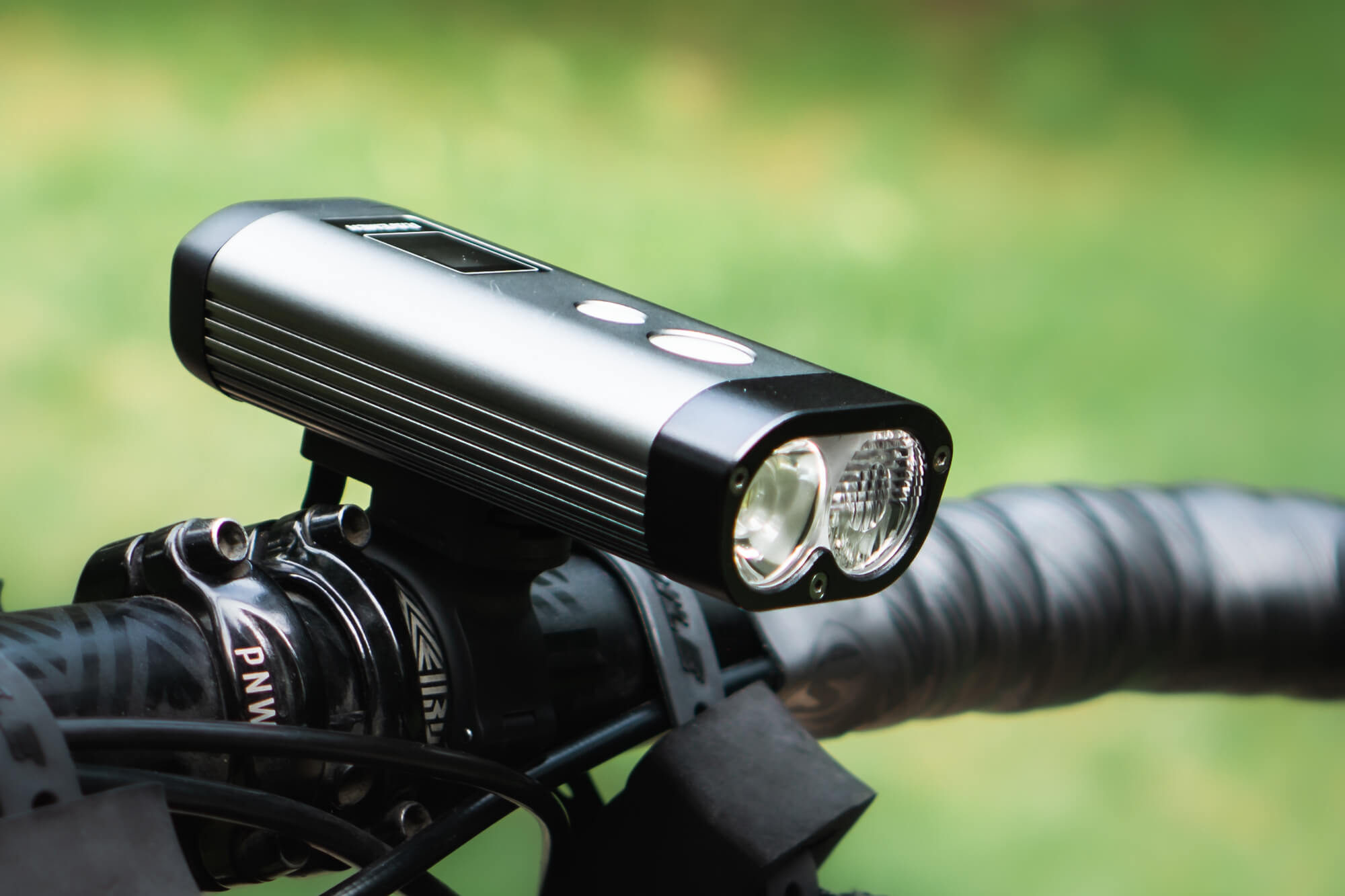 foco-bicicleta-217yzs-1.jpg Las mejores luces de bicicleta para cada tipo de rodada PEDALIA - Imagen 1