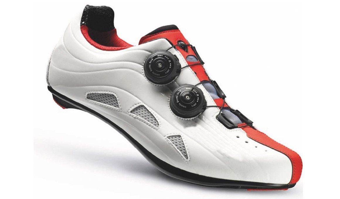 zapatos-bici-carretera-275qpo-1.jpg Biomecánica: las zapatillas en el ciclismo de - Imagen 1